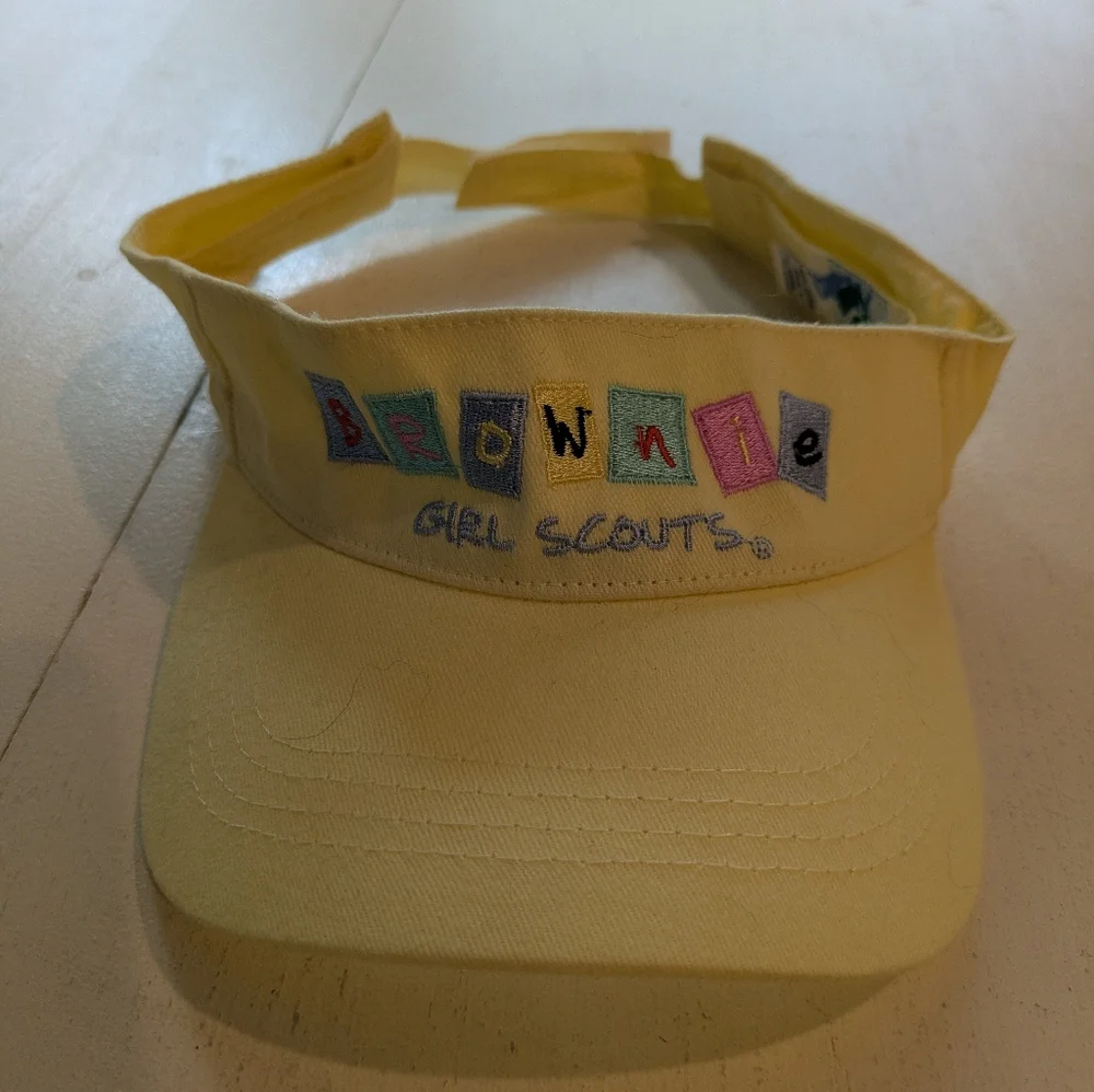 Brownie Kids T-Shirt and Visor Set - Yellow Vintage
